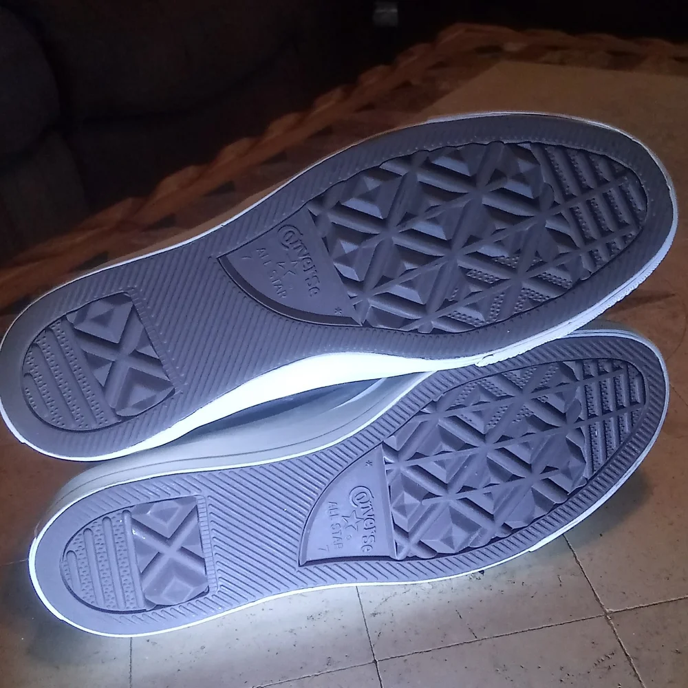 (Rare)Chuck Taylor Leather 7-M 9-W - Picture 9 of 12